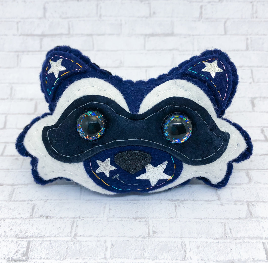 Raccoon Hugs - Essential Oil Diffuser Plushie